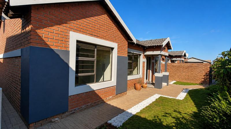 2 Bedroom Property for Sale in Heuwelsig Free State